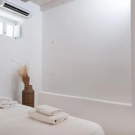 Sunny House Mykonos Town Kohili Apartment